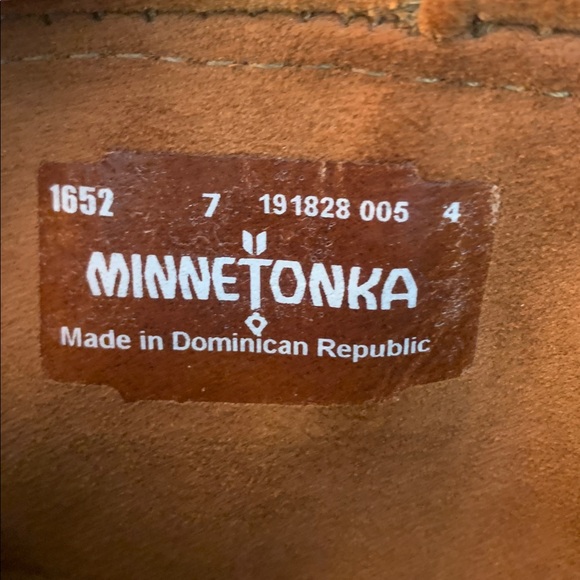 Minnetonka 5-Layer Fringe Braid Ornamented Brown Suede Boots Size 7 - Picture 6 of 6